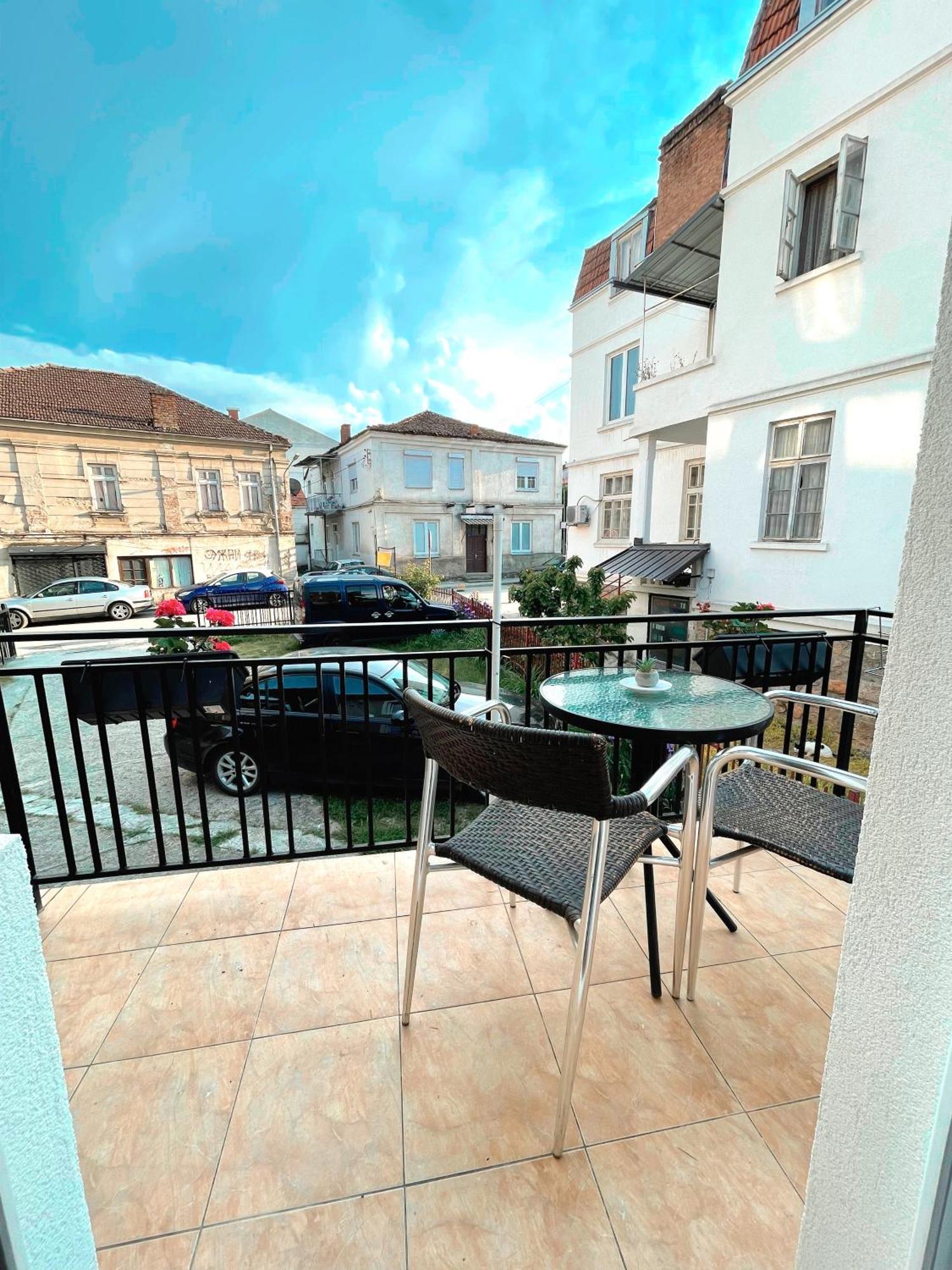 Makedonka Apartments Ohrid Bagian luar foto